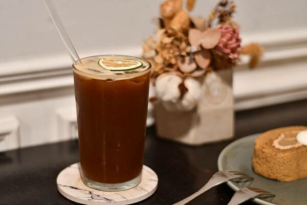 台南市北區【台南北區】有邑家~咖啡店竟然吃的到港式腸粉,還有素食腸粉喔!