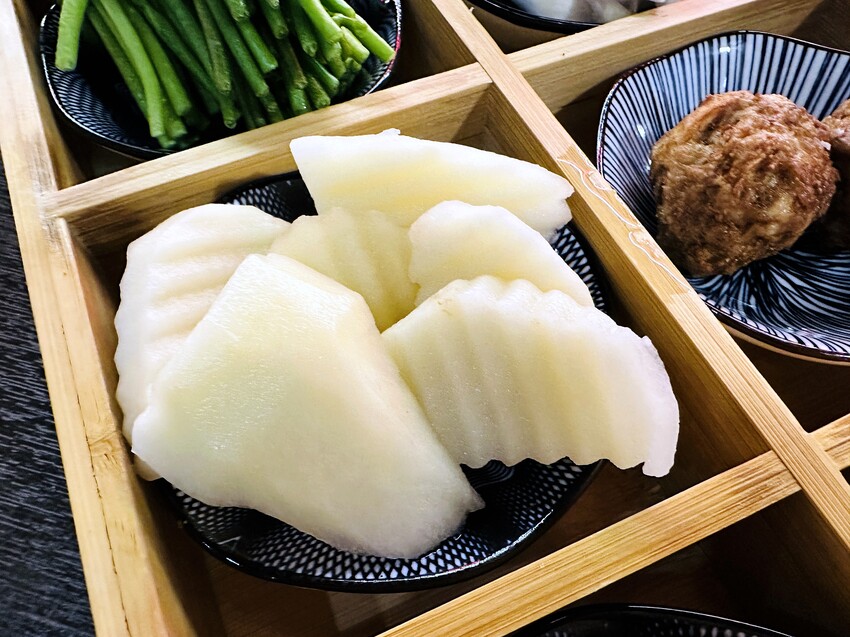 【紅九九個人鴛鴦鍋 松山店】一個人就開吃的麻辣鍋！正宗川味麻辣鍋 x 九宮格雙人套餐，松山區美食推薦！