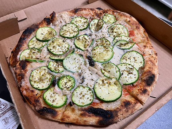 【台北信義區美食】MOSU蘑蔬室披薩專賣店 x 窯烤蔬食披薩