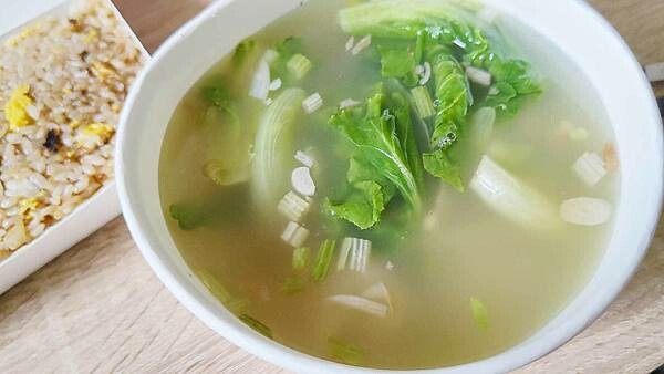 【中和美食】大眾小吃｜４０元蛋炒飯！絕無僅有的超級銅板美食炒飯店