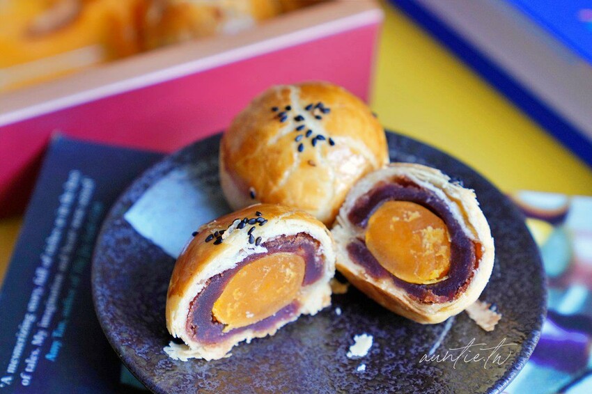 【台中】賴師傅蛋黃酥，只能預約沒有現場購買，隱身住宅區裡的神秘蛋黃酥專賣店