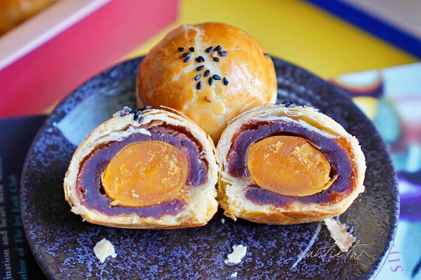 【台中】賴師傅蛋黃酥，只能預約沒有現場購買，隱身住宅區裡的神秘蛋黃酥專賣店