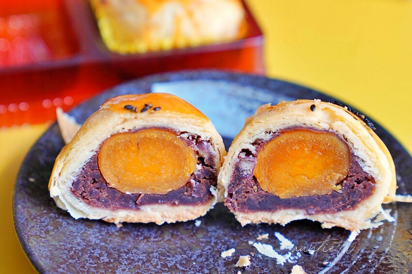 【台中】北區｜方包 bakery，烏豆沙圓滿蛋黃酥，只有一扇門，需要預訂的迷你麵包工作室