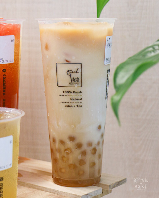 台中西屯|新鮮現榨果汁與茶湯完美融合。中科飲料推薦|柳香綠茶、芭芭檸檬、綠梅青青|多樂堂Tout le temp