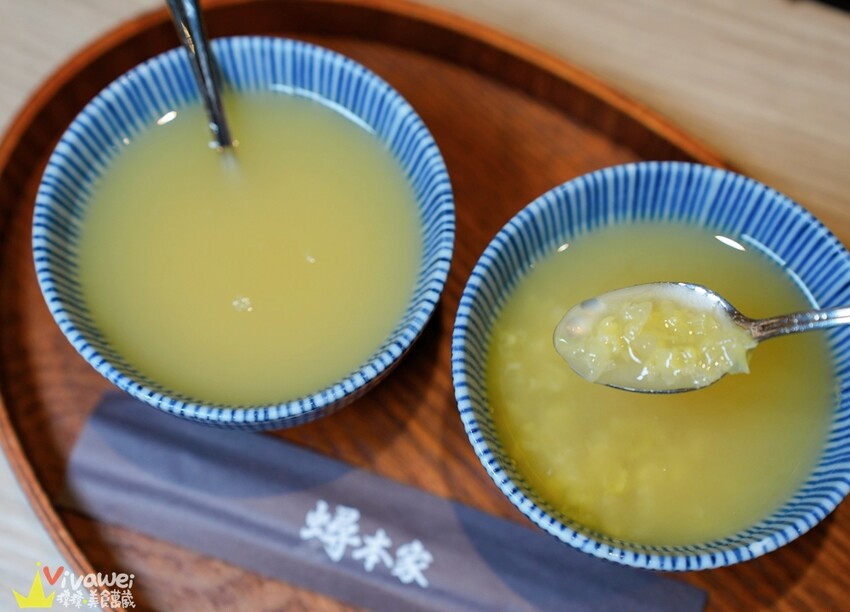 【蟳鮮屋 和牛·海鮮·健康鍋物】藝文特區高質感鍋物~水族箱現撈的活跳跳海鮮~打卡加碼送肉盤誠意十足~