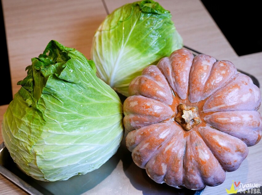 【蟳鮮屋 和牛·海鮮·健康鍋物】藝文特區高質感鍋物~水族箱現撈的活跳跳海鮮~打卡加碼送肉盤誠意十足~