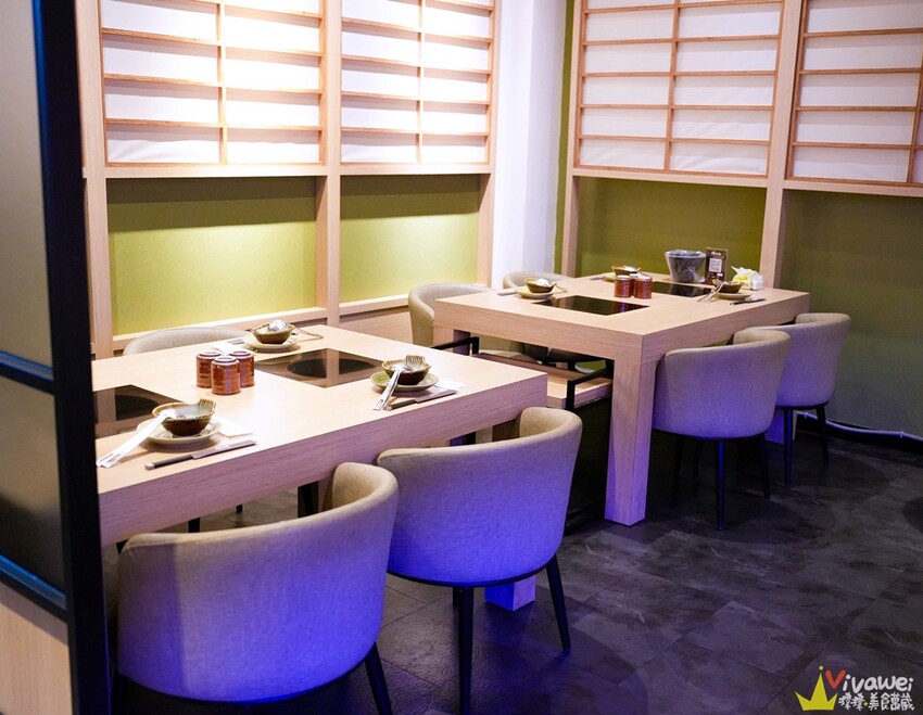 【蟳鮮屋 和牛·海鮮·健康鍋物】藝文特區高質感鍋物~水族箱現撈的活跳跳海鮮~打卡加碼送肉盤誠意十足~