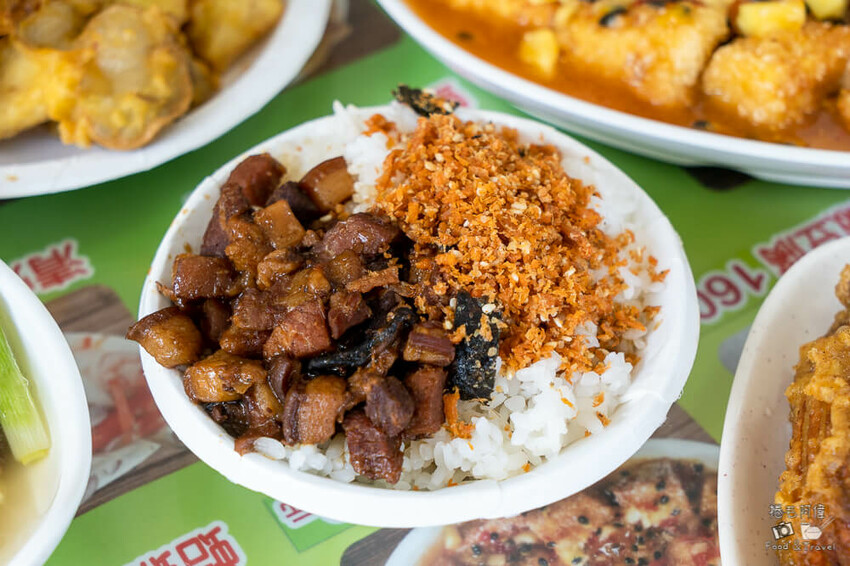 台中市新社區頭嵙山香菇 | 台中美食大推這間新社平價餐廳!招牌烤菇美味不輸雞排~