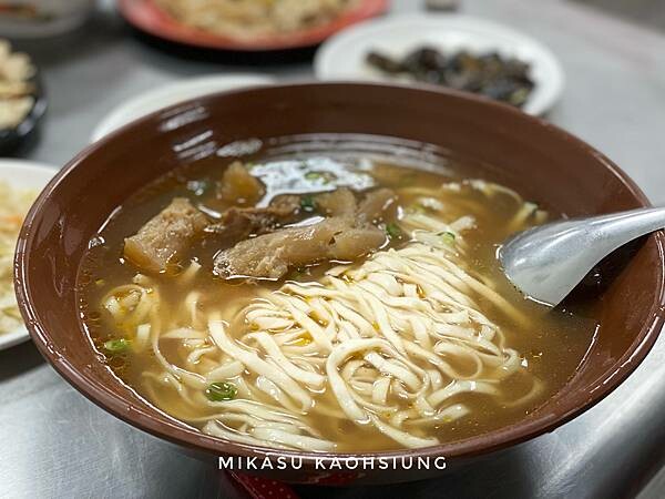 2022鳳山宵夜推薦 鳳山宵夜街 鳳山中山路宵夜 港都牛肉麵 鳳山牛肉麵推薦 鳳山牛肉麵菜單