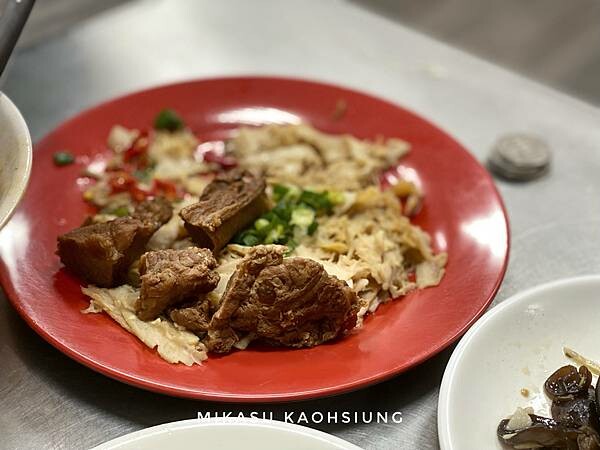 2022鳳山宵夜推薦 鳳山宵夜街 鳳山中山路宵夜 港都牛肉麵 鳳山牛肉麵推薦 鳳山牛肉麵菜單