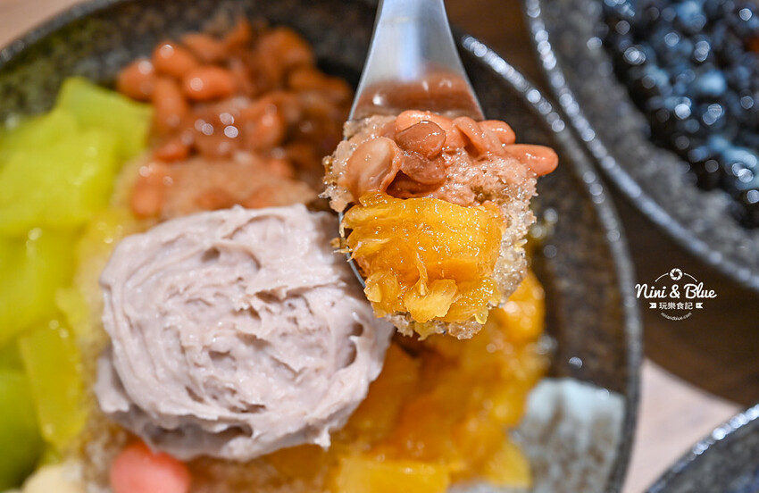 台中高CP值冰店,剉冰加煉乳不加價、手工熬煮配料-妮妮布魯