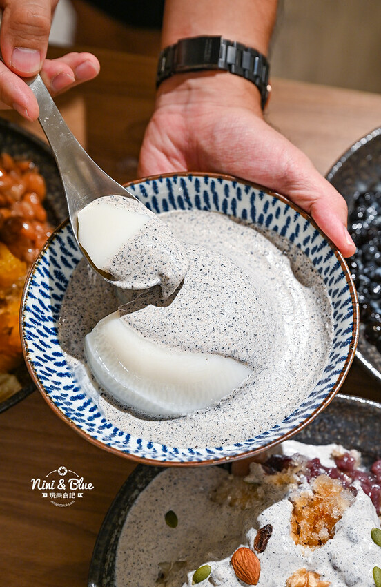 台中高CP值冰店,剉冰加煉乳不加價、手工熬煮配料-妮妮布魯