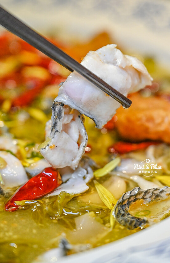 刁民酸菜魚第3家分店就在台中公益路，南屯宵夜美食新選擇 -妮妮布魯