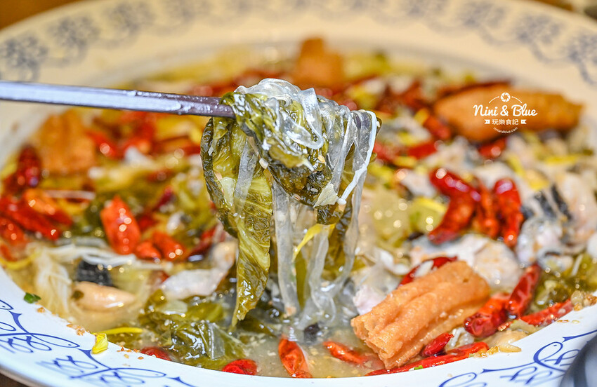 刁民酸菜魚第3家分店就在台中公益路，南屯宵夜美食新選擇 -妮妮布魯