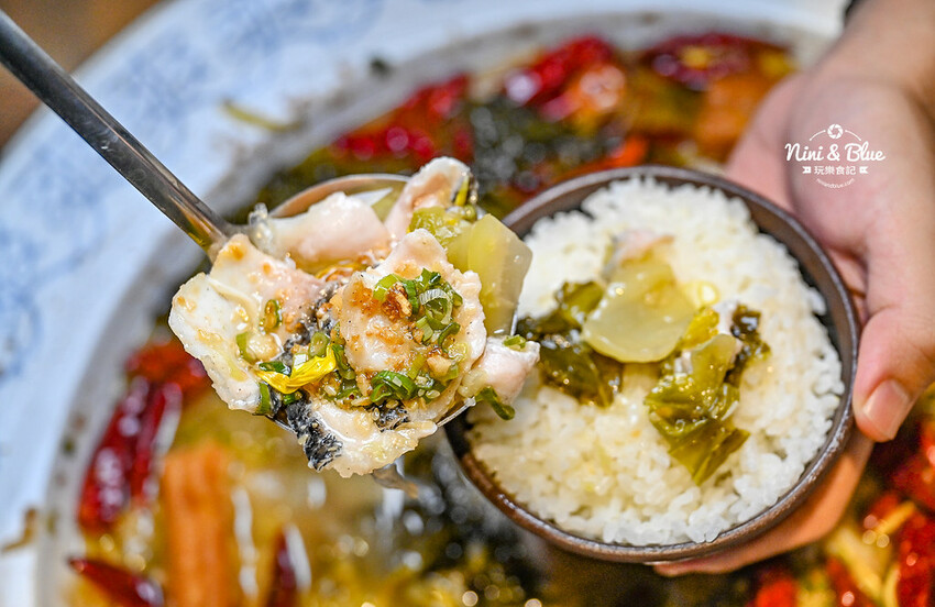 刁民酸菜魚第3家分店就在台中公益路，南屯宵夜美食新選擇 -妮妮布魯