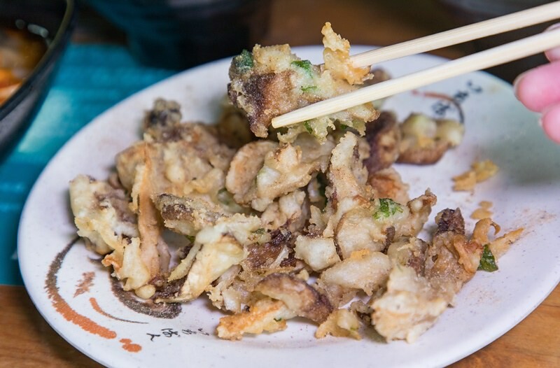 【復興三好之九】枕頭山隨緣小棧蔬食坊.炒麵香噴噴.臭豆腐.猴頭菇.炒山菜都對味
