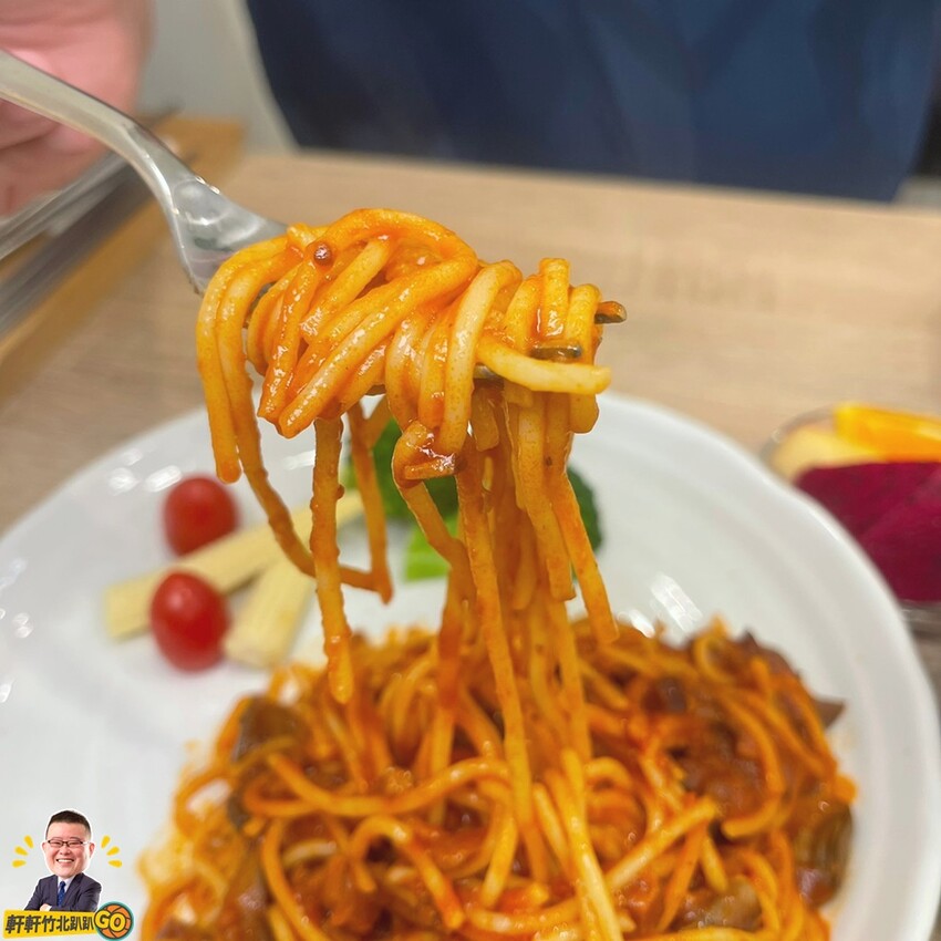 別有洞天的城市小秘境!師父們精心製作一道道美味的料理