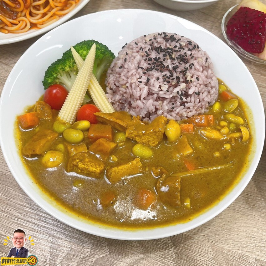 別有洞天的城市小秘境!師父們精心製作一道道美味的料理