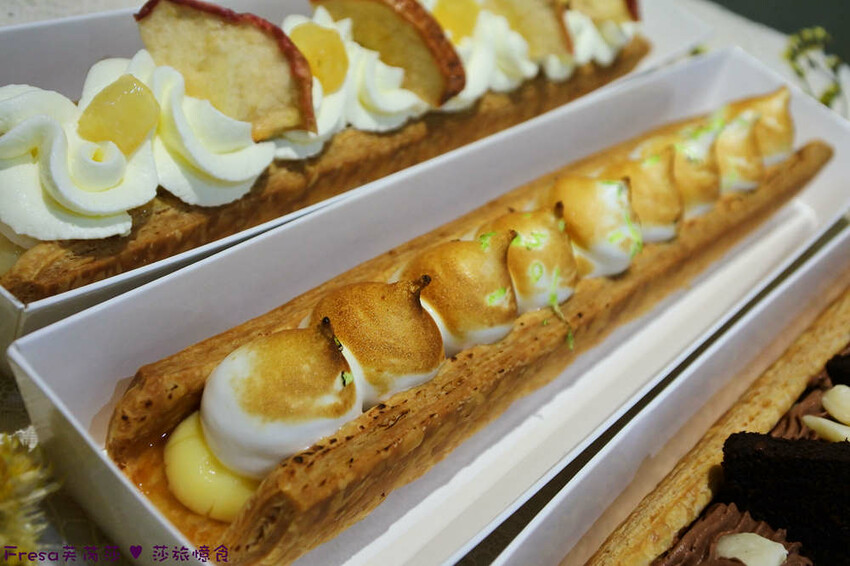 台南甜點【白面酥生 法式千層脆片】草莓限定!薄脆餅香的千層法夾超美藝術甜點.鬆脆茶香的法式千層脆片伴手禮│赤崁樓│中西區美食 - Fresa芙芮莎♥莎旅憶食
