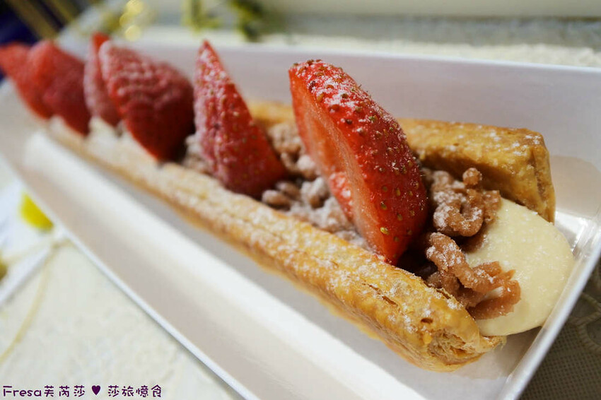 台南甜點【白面酥生 法式千層脆片】草莓限定!薄脆餅香的千層法夾超美藝術甜點.鬆脆茶香的法式千層脆片伴手禮│赤崁樓│中西區美食 - Fresa芙芮莎♥莎旅憶食