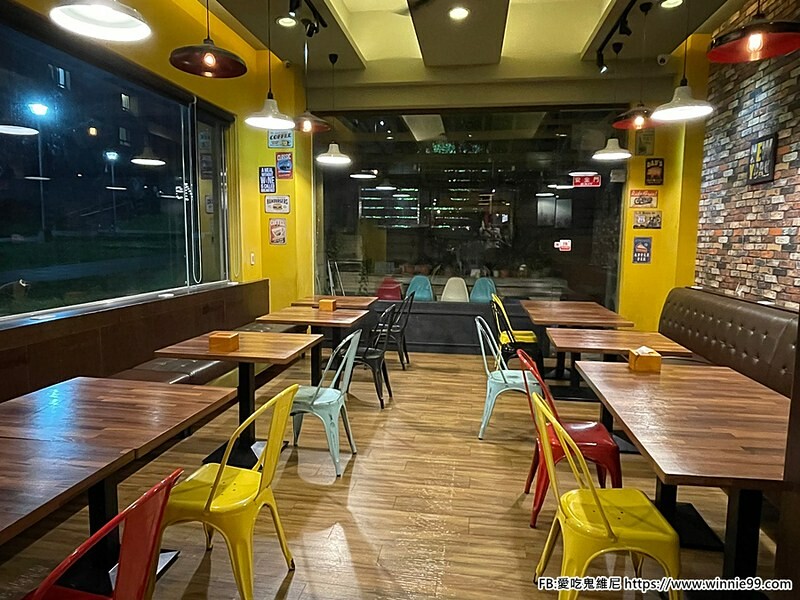 台中西屯【小紐約 Little New York Cafe’】高CP值大份量早午餐,義式料理推薦,深耕台中多年擁有好口碑,是東海中科商圈必吃美食,聚餐的好選擇
