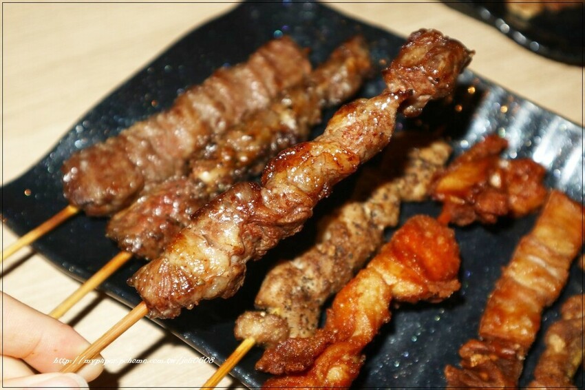 【虎烈串霸】桃園串燒推薦 桃園夜市宵夜推薦 平價美味燒烤 營業至凌晨三點 宵夜聚餐首選 附包廂