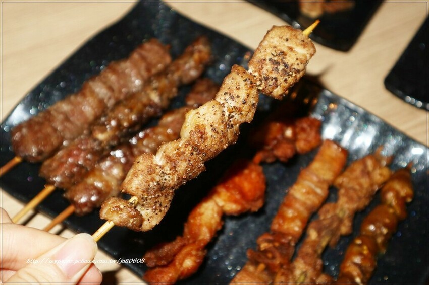【虎烈串霸】桃園串燒推薦 桃園夜市宵夜推薦 平價美味燒烤 營業至凌晨三點 宵夜聚餐首選 附包廂
