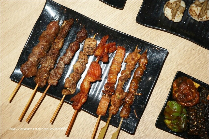 【虎烈串霸】桃園串燒推薦 桃園夜市宵夜推薦 平價美味燒烤 營業至凌晨三點 宵夜聚餐首選 附包廂