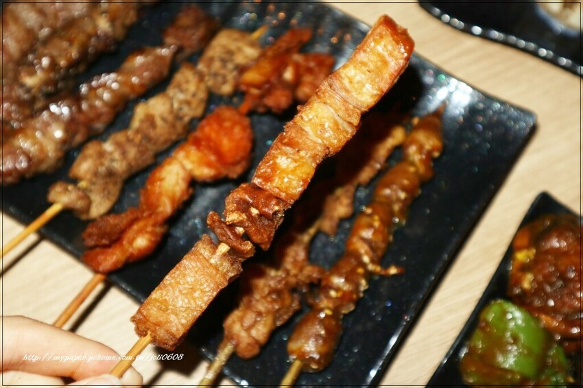 【虎烈串霸】桃園串燒推薦 桃園夜市宵夜推薦 平價美味燒烤 營業至凌晨三點 宵夜聚餐首選 附包廂