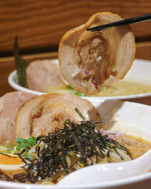 台中西屯｜用心熬煮以湯頭為靈魂的豚骨拉麵。吃過令人念念不忘｜麵屋麥