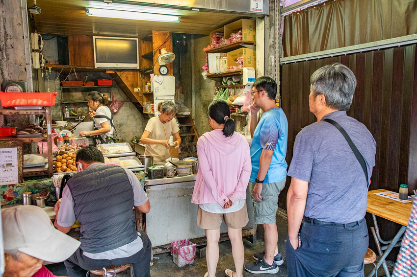 宜蘭縣宜蘭市火生餛飩麵店｜沒有招牌卻是在地人超愛的麵店，40年歷史老字號餛飩麵