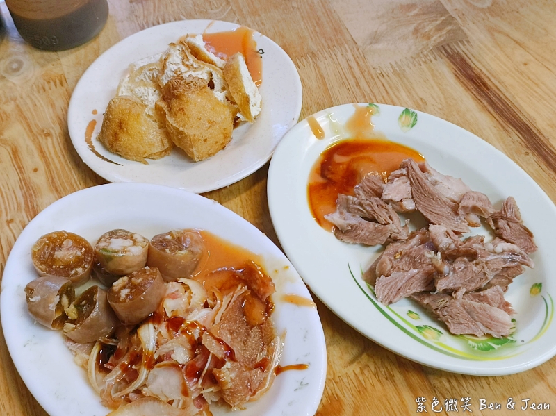 火生餛飩麵店!宜蘭四十年老字號,必嚐麻醬乾麵與豬骨餛飩湯