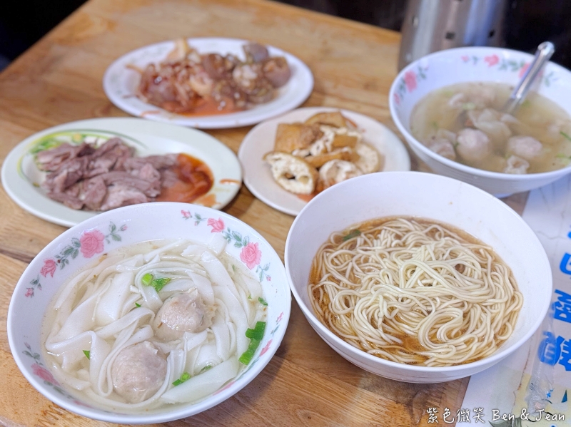 火生餛飩麵店!宜蘭四十年老字號,必嚐麻醬乾麵與豬骨餛飩湯
