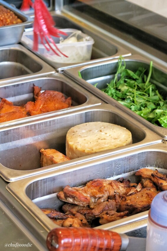 【屏東食記】大福越式三明治 - 鹹豬肉火腿叉燒包到滿出來 - 原汁原味超道地的越式三明治 【屏東食記】大福越式三明治 - 鹹豬肉火腿叉燒包到滿出來 - 原汁原味超道地的越式三明治