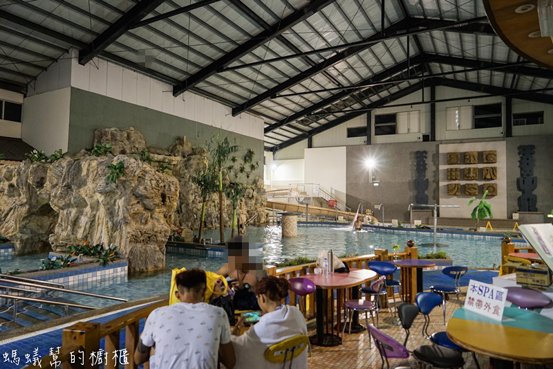 南投埔里牛耳藝術渡假村|日月潭埔里小木屋住宿推薦,漫步自然生態園區,欣賞藝術石雕、舒壓SPA館、雕之森樹屋餐廳,設備齊全的小木屋渡假推薦。 - 螞蟻幫的櫥櫃