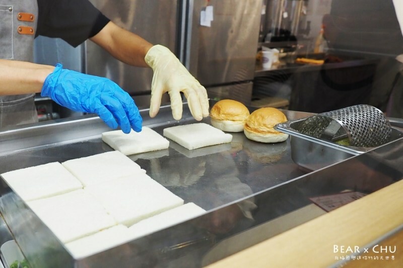 台北萬華美食推薦|富特士多三明治、奶酥厚片好吃!台港混血風味早餐店