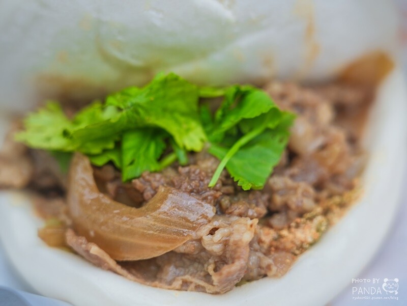 桃園中壢|嗑刈包-刈包專賣店.內壢火車站附近一份在手相當飽足的刈包