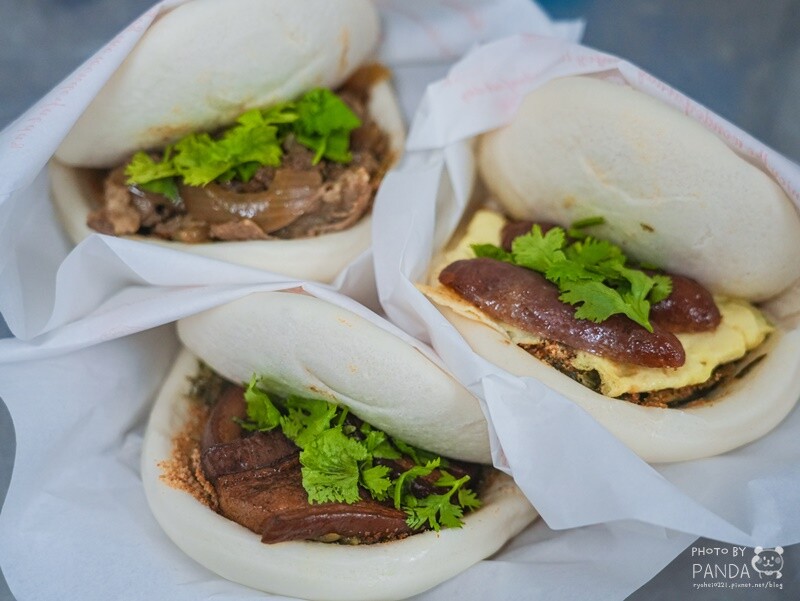 桃園中壢|嗑刈包-刈包專賣店.內壢火車站附近一份在手相當飽足的刈包