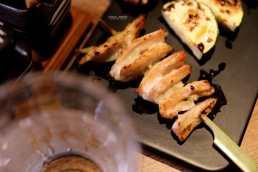 日式深夜食堂 神好吃炭火串燒!下班微醺聚餐首選|梟夜串酒場居酒屋(捷運大安站/科技大樓美食)