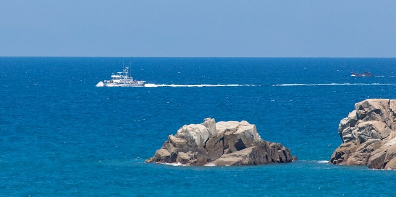 【馬祖東引美食】鹹味島合作社.忠誠門後的東引藍.魚露工寮老屋大翻身.東引最佳發呆地點
