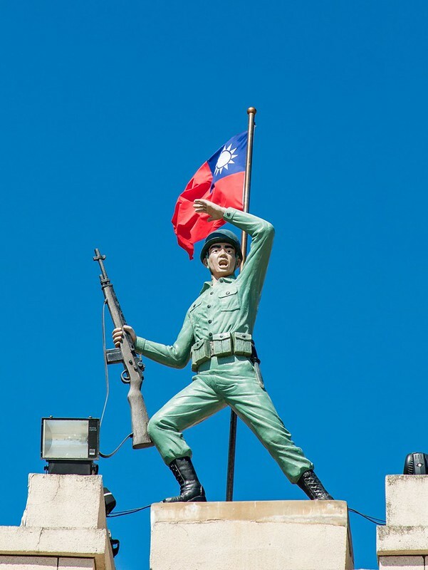 【馬祖東引美食】鹹味島合作社.忠誠門後的東引藍.魚露工寮老屋大翻身.東引最佳發呆地點