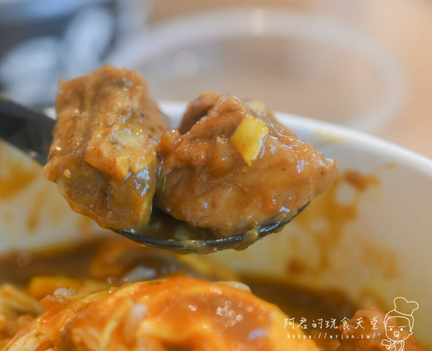 Mula Kitchens 雲端廚房｜台中隱藏版美食街？居然可以同時吃到超過十種餐飲品牌！