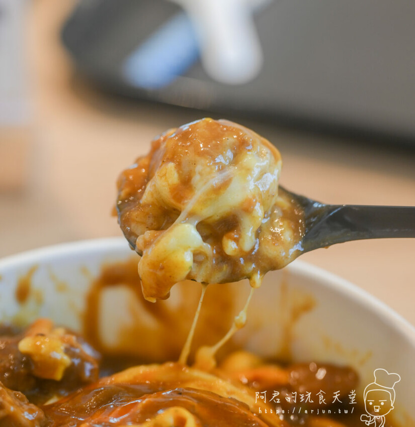 Mula Kitchens 雲端廚房｜台中隱藏版美食街？居然可以同時吃到超過十種餐飲品牌！