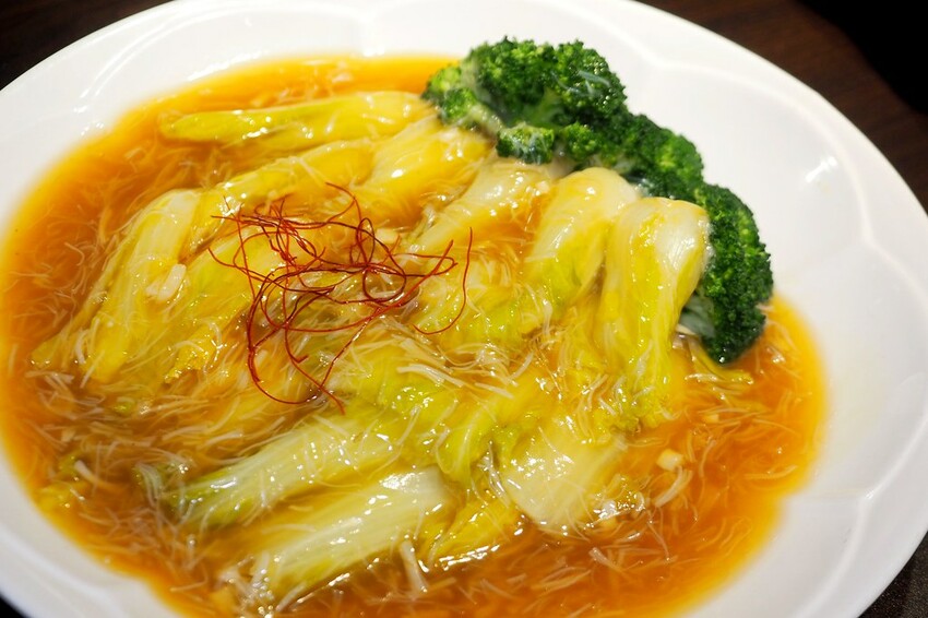 隱身師大地下室的人氣粵式料理餐廳.超推掛爐片皮鴨.五星級餐點水準親民價位.母親節聚餐餐廳推薦.菜單/價格♥