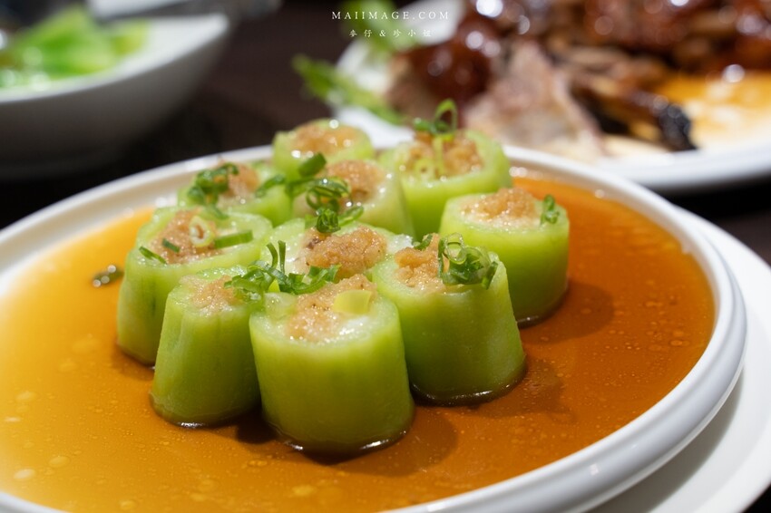 台北美食｜水粵香～台北師範大學裡的經典粵菜餐廳！片皮烤鴨一鴨兩吃皮脆多汁，必點～還有隱藏版吃法，台北