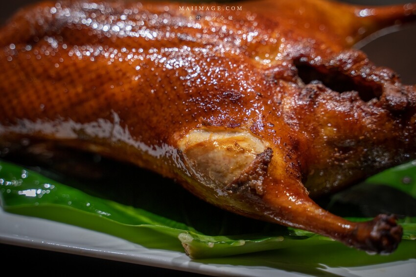 台北美食｜水粵香～台北師範大學裡的經典粵菜餐廳！片皮烤鴨一鴨兩吃皮脆多汁，必點～還有隱藏版吃法，台北