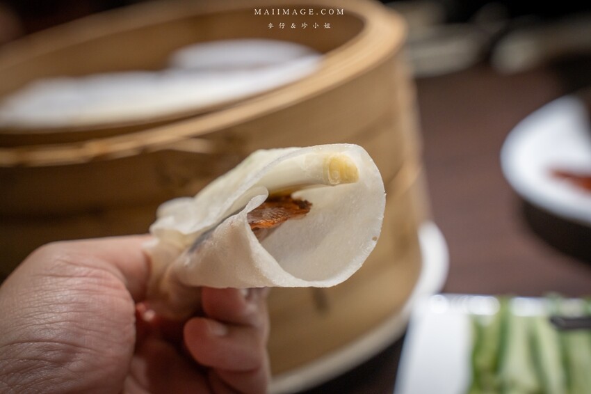 台北美食｜水粵香～台北師範大學裡的經典粵菜餐廳！片皮烤鴨一鴨兩吃皮脆多汁，必點～還有隱藏版吃法，台北