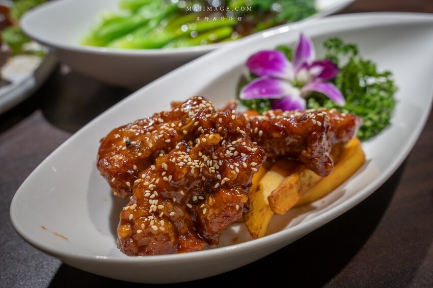 台北美食｜水粵香～台北師範大學裡的經典粵菜餐廳！片皮烤鴨一鴨兩吃皮脆多汁，必點～還有隱藏版吃法，台北