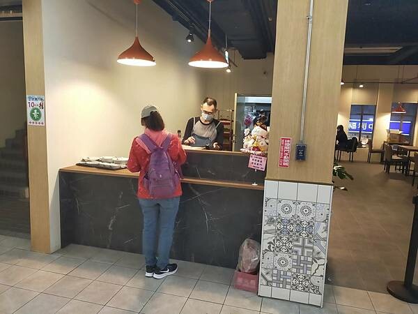 鶯歌美食廣場大媽牛肉麵~料多味美~打出平價好口碑~給您滿滿的