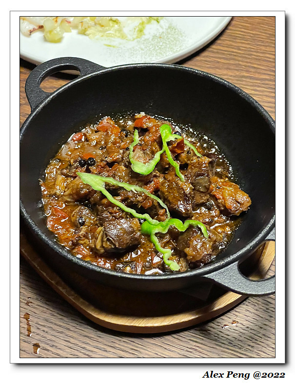 S__318095388 S__318095388